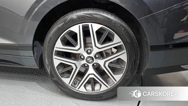 Hyundai Grandeur (GN7) id 5016722 из Кореи 13