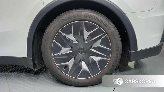 Tesla Model Y id 4916121 из Кореи 13