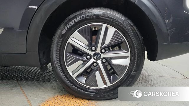 Kia The New Niro id 5028769 из Кореи 13