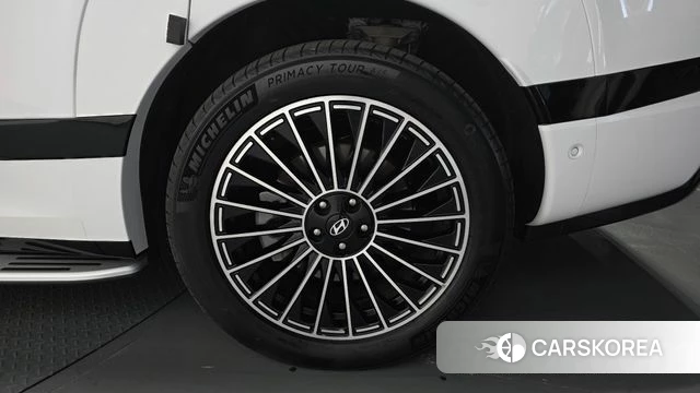 Hyundai Ionic 9 id 5026190 из Кореи 13