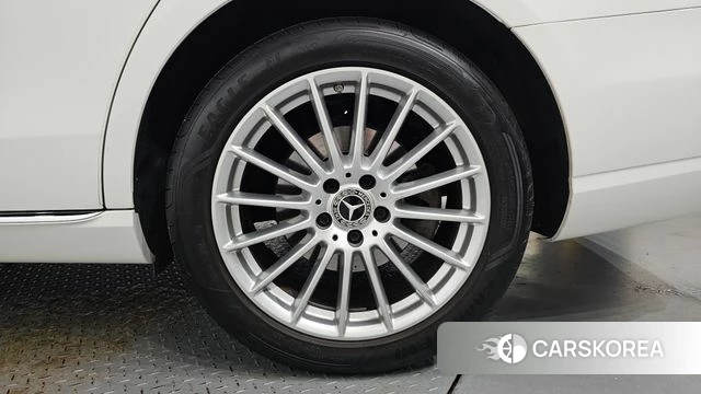 Mercedes-Benz E-Class W213 id 5003046 из Кореи 13