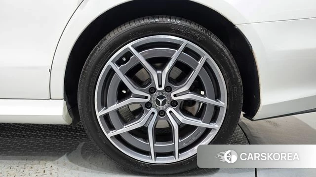 Mercedes-Benz E-Class W213 id 5046119 из Кореи 13