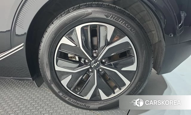 Kia EV6 id 4966008 из Кореи 13
