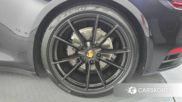 Porsche 911(992) id 4785057 из Кореи 13