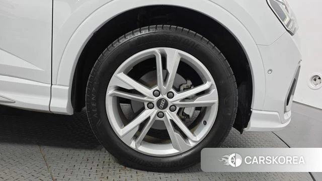 Audi Q3 (F3) id 5046792 из Кореи 13