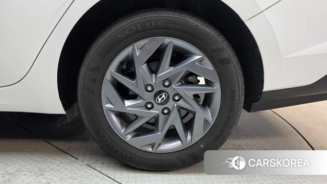 Hyundai The New Avante (CN7) id 4757239 из Кореи 13