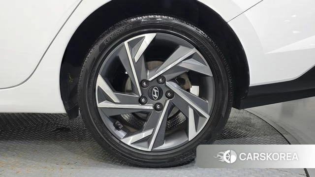 Hyundai The New Avante (CN7) id 4996361 из Кореи 13