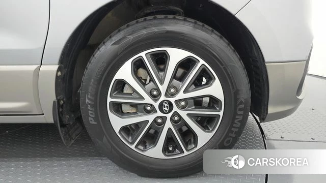 Hyundai The New Grand Starex id 4769798 из Кореи 13