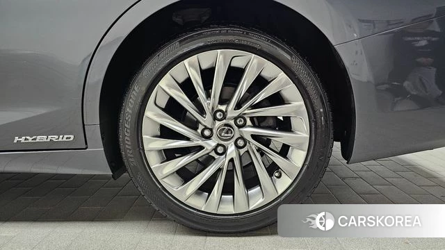 Lexus ES300h 7th generation id 4997273 из Кореи 13
