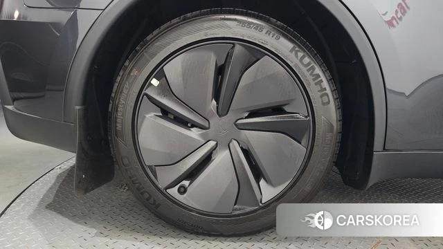 Tesla Model Y id 4995232 из Кореи 13