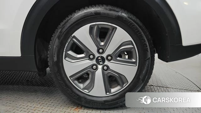 Kia Niro id 5014137 из Кореи 13