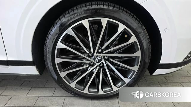 Hyundai Grandeur Hybrid (GN7) id 4700691 из Кореи 13