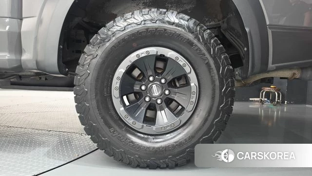 Ford F150 id 4944117 из Кореи 13