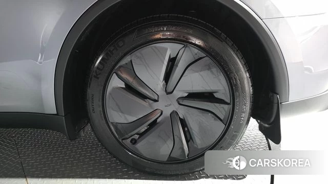Tesla Model Y id 4782916 из Кореи 13