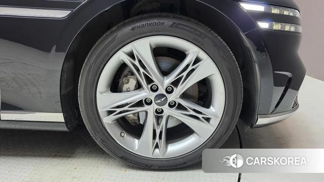 Genesis G90 (RS4) id 5012189 из Кореи 13