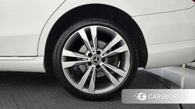Mercedes-Benz C-Class W205 id 4977289 из Кореи 13