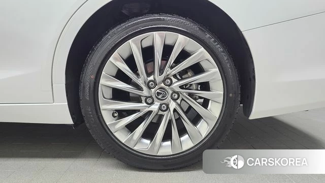 Lexus ES300h 7th generation id 4996119 из Кореи 13
