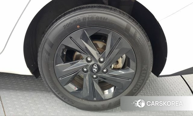 Hyundai Avante Hybrid (CN7) id 5016839 из Кореи 13