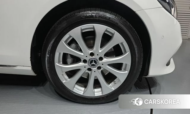 Mercedes-Benz E-Class W213 id 4943458 из Кореи 14