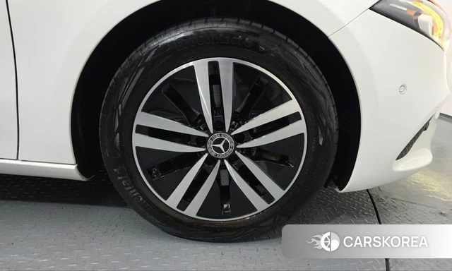 Mercedes-Benz A-Class W177 id 5022379 из Кореи 13