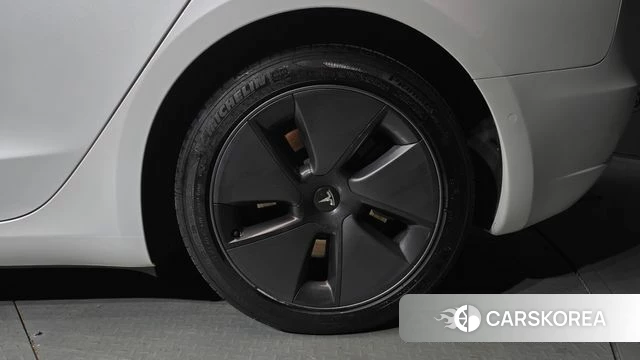 Tesla Model 3 id 4759264 из Кореи 13