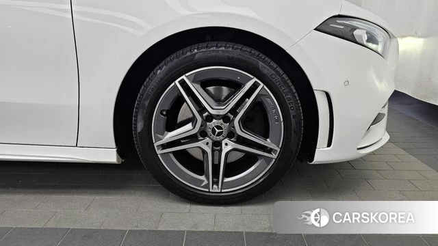 Mercedes-Benz A-Class W177 id 5047279 из Кореи 13
