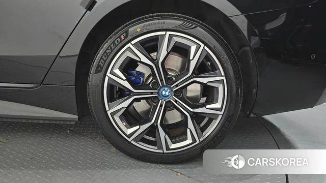 BMW i4 id 5022128 из Кореи 13
