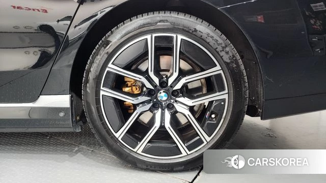 BMW i7 (G70) id 4928957 из Кореи 13