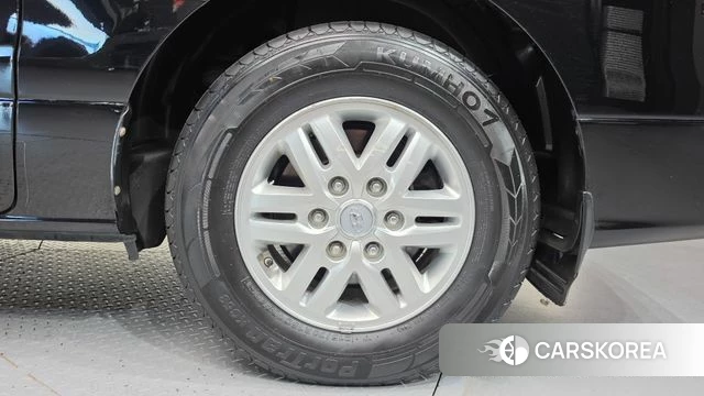 Hyundai The New Grand Starex id 4952899 из Кореи 13