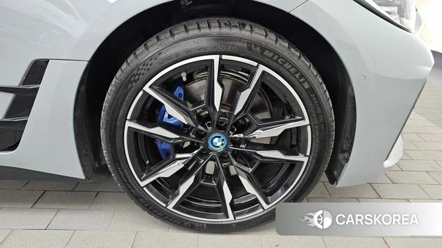 BMW i4 id 5015992 из Кореи 13