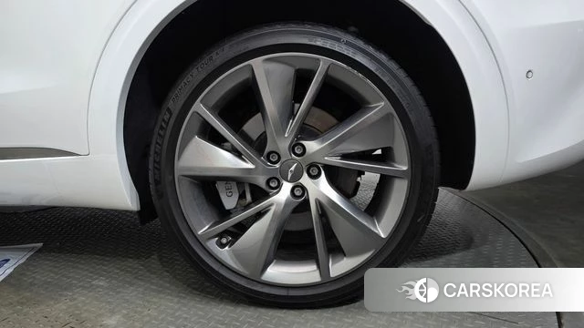 Genesis GV70 id 4981377 из Кореи 13