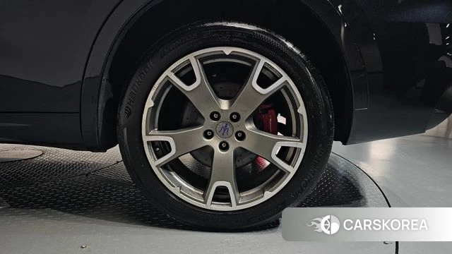 Maserati Levante id 4930680 из Кореи 13