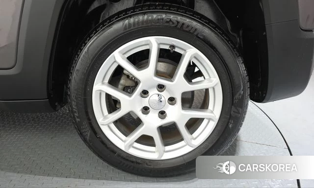 Jeep Renegade id 5023275 из Кореи 13