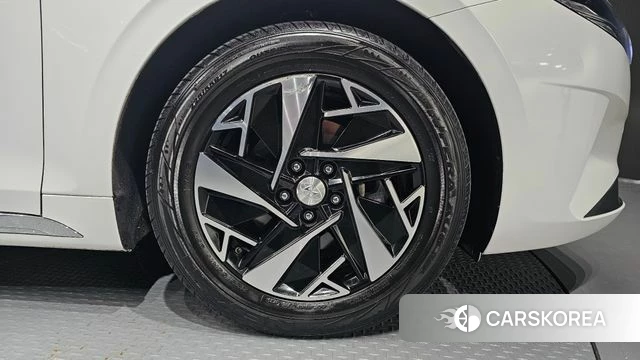 Hyundai The New Grandeur IG Hybrid id 4936814 из Кореи 13