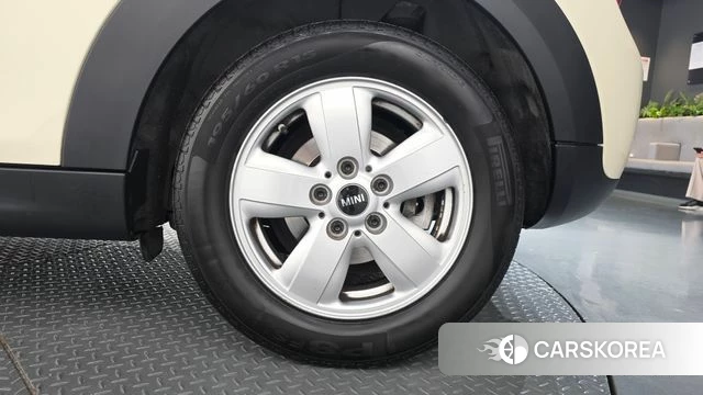 Mini Cooper D id 5023783 из Кореи 13