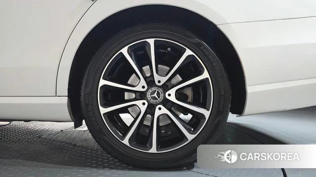 Mercedes-Benz E-Class W213 id 4998098 из Кореи 13