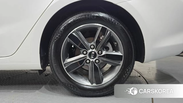 Kia The New K3 id 4978371 из Кореи 13