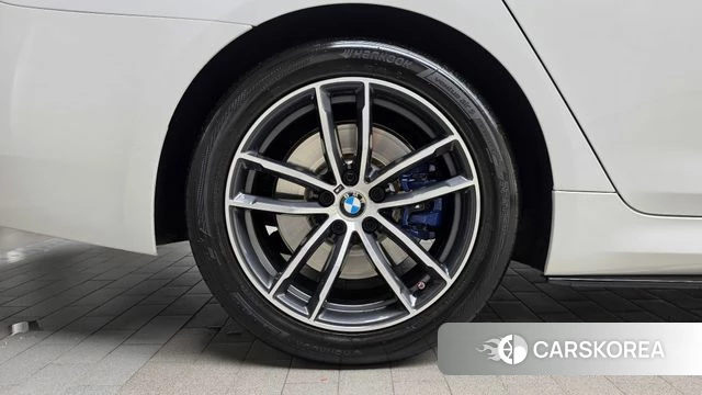BMW 5 Series (G30) id 5022118 из Кореи 13