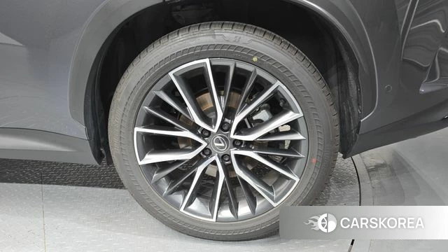 Lexus NX350h Second generation id 4964348 из Кореи 13
