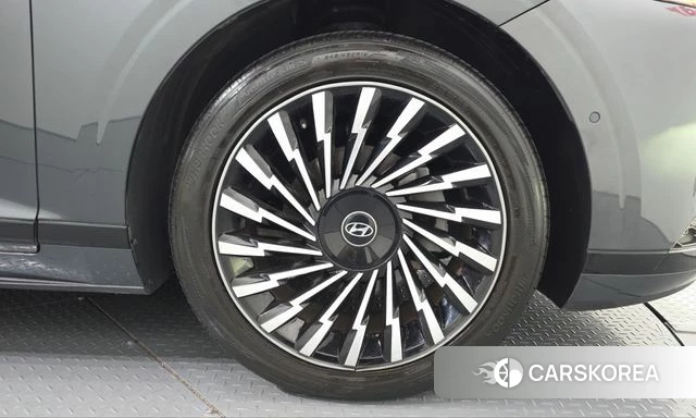 Hyundai Grandeur Hybrid (GN7) id 5021666 из Кореи 13