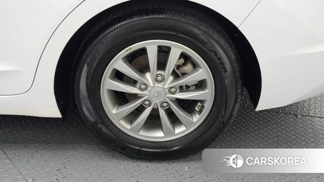 Hyundai The New Avante AD id 5041484 из Кореи 13