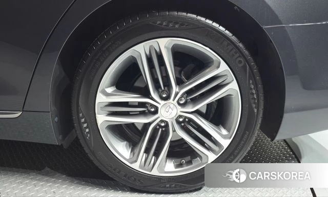 Hyundai Grandeur IG id 5023923 из Кореи 13