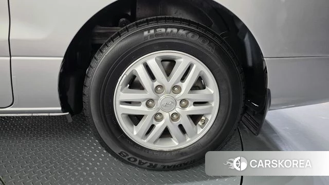 Hyundai The New Grand Starex id 4794894 из Кореи 13