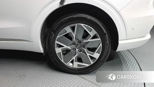 Genesis Electrified GV70 id 4997103 из Кореи 13
