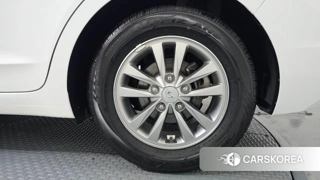 Hyundai The New Avante AD id 5048350 из Кореи 13