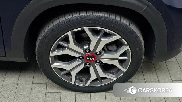 Kia Seltos id 4987923 из Кореи 13