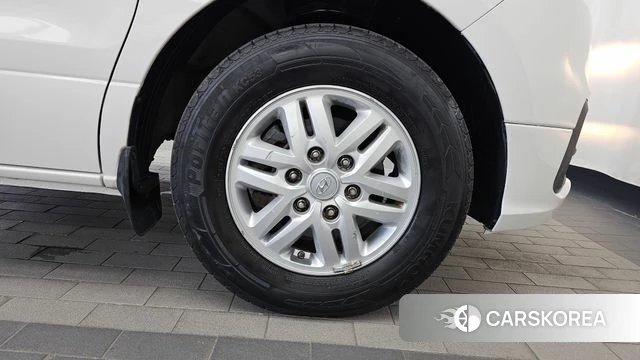 Hyundai The New Grand Starex id 4960423 из Кореи 13