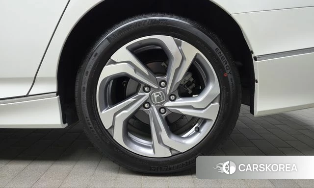 Honda Accord 10th Generation id 5004541 из Кореи 13