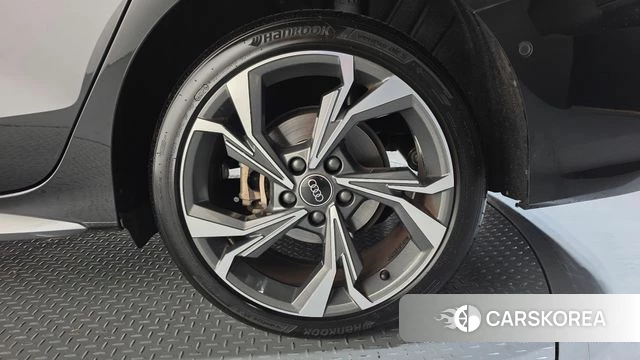 Audi A3 (8Y) id 4995639 из Кореи 13