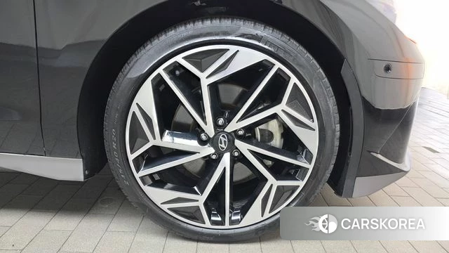 Hyundai Ionic 6 id 4194560 из Кореи 13